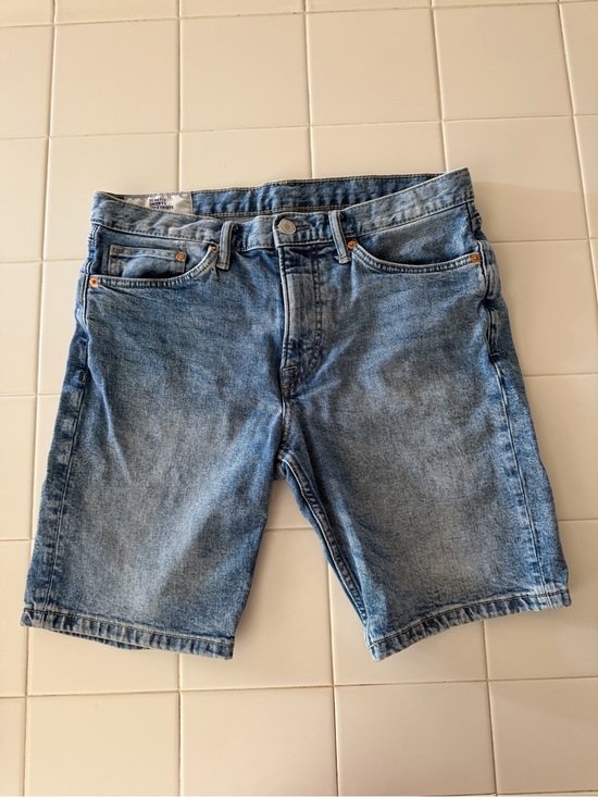 H&M Other - H&M &DENIM Men’s Slim Fit Denim Shorts | Size 32 | Light Wash